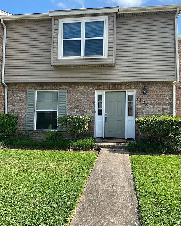 1st image of 1528 Marshall Woods Dr