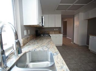 9624 Swan Bay Dr, Las Vegas, NV 89117