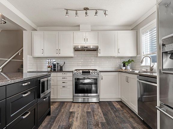 2nd image of 8590 Sunrise Dr #11