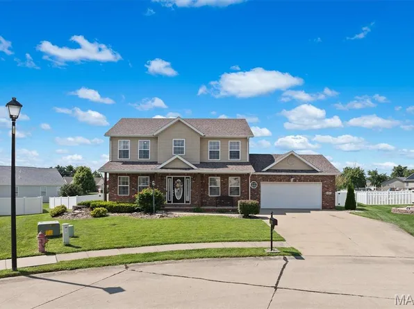 6 Coolidge Ct, Troy, IL 62294