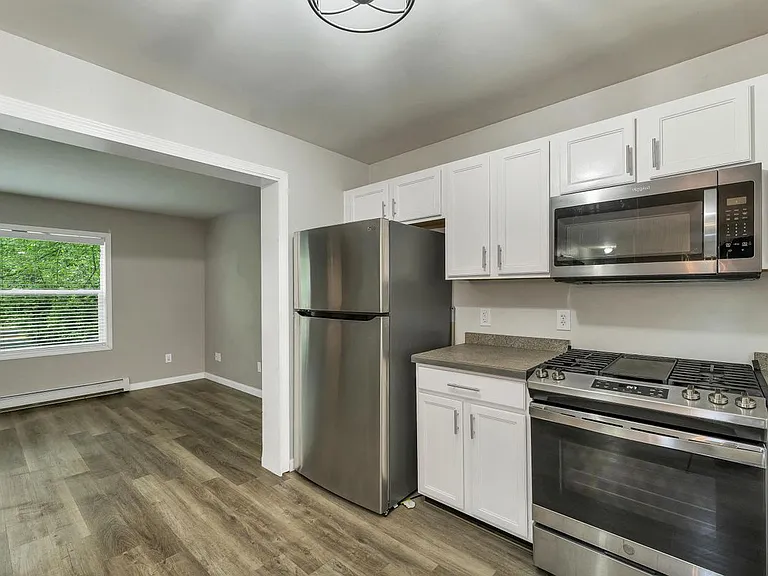368 Chesham Rd — Photo 11
