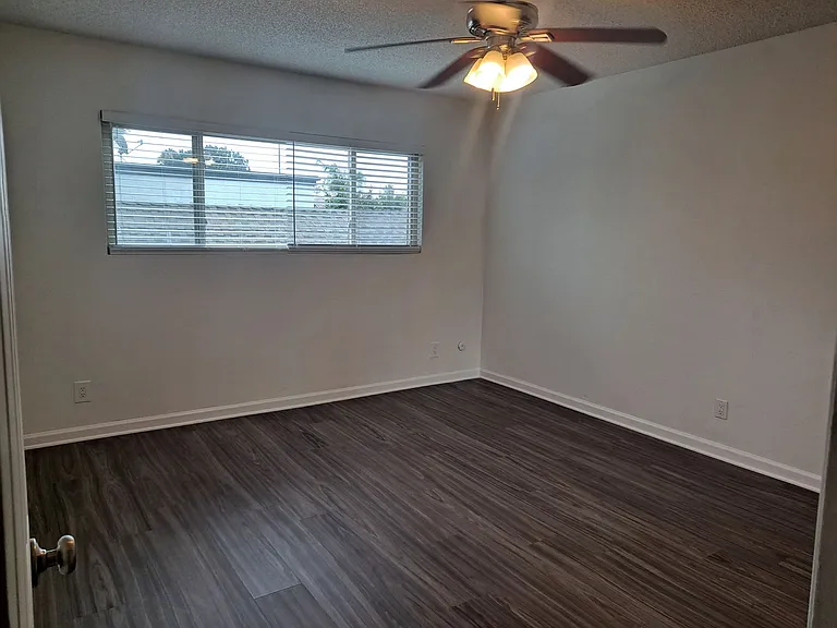 1156 Hornblend St — Photo 12