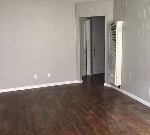 4th image of 4164 32nd St