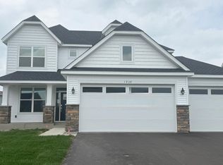 1938 Fulton Rd, Carver, MN 55315