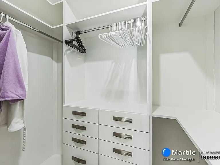 4618 Catalina Ln — Photo 35