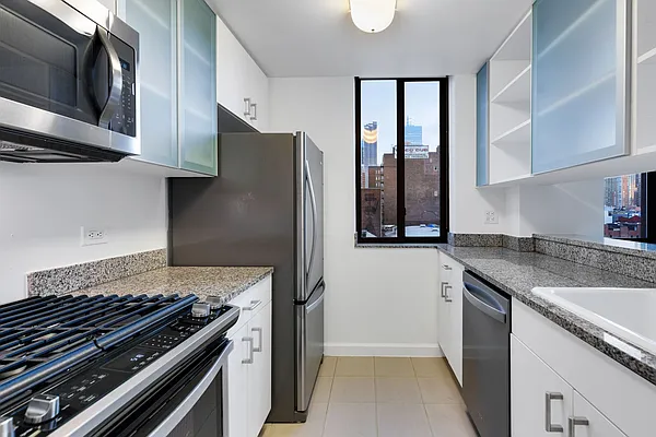 Rented by Cooper & Cooper Real Estate | media 61