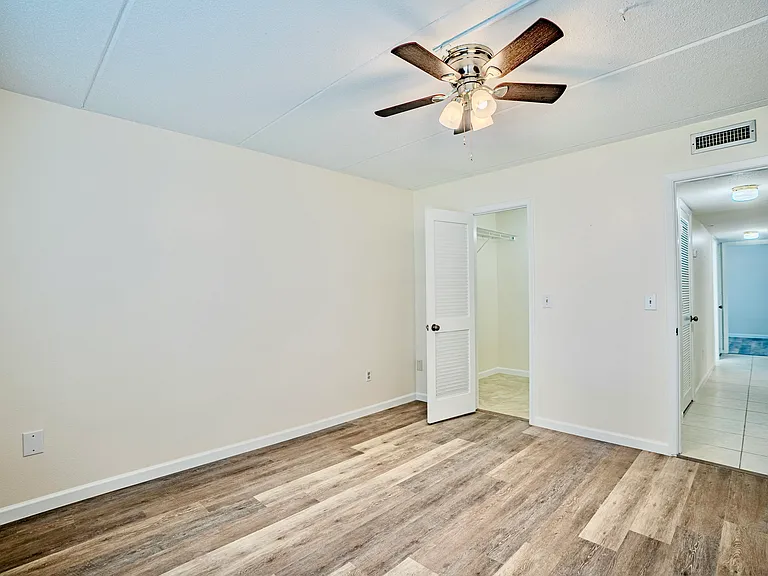 845 Benjamin Franklin Dr #104 — Photo 16