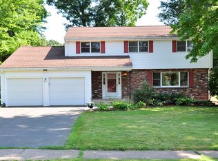 350 Great Swamp Rd, Glastonbury, CT 06033