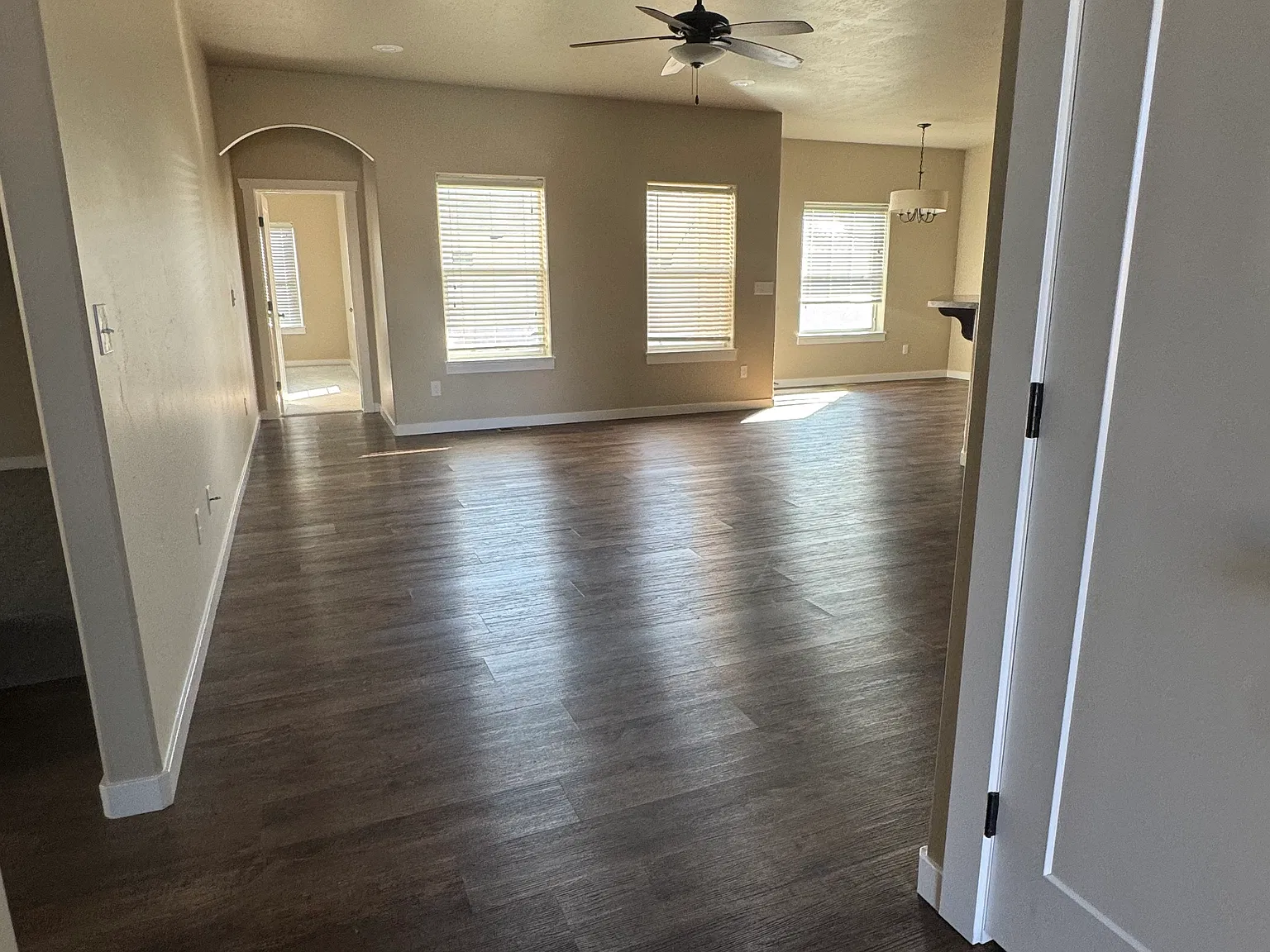 1021 N College Rd W — Photo 3