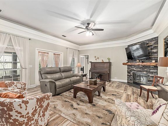 4th image of 91 NW 48th Blvd #13