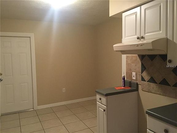 4th image of 1191 Partlow Dr
