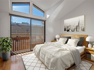 11811 Avon Way APT 2, Los Angeles, CA 90066