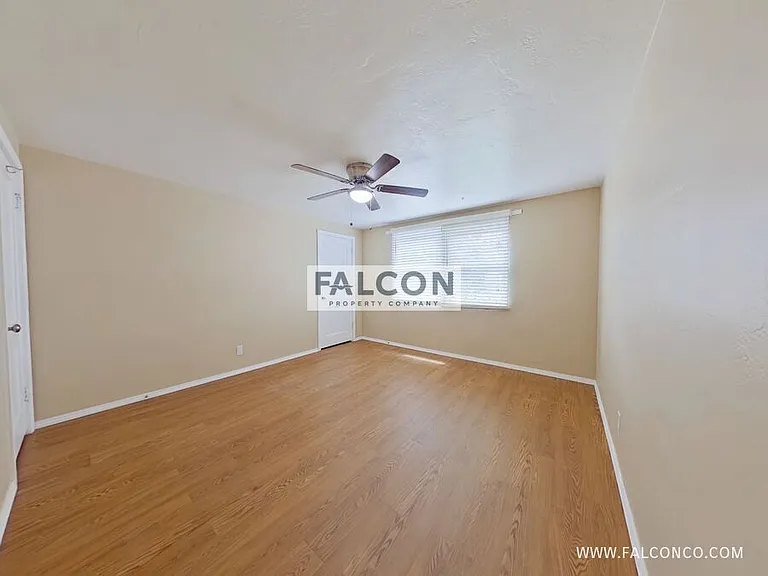 2431 Paseo Rd — Photo 9