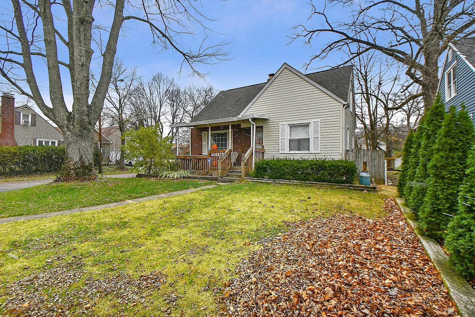 3012 Dresden St photo 1