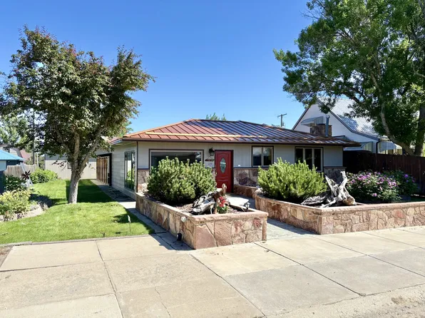 134 W Quincy Ave, Chester, MT 59522