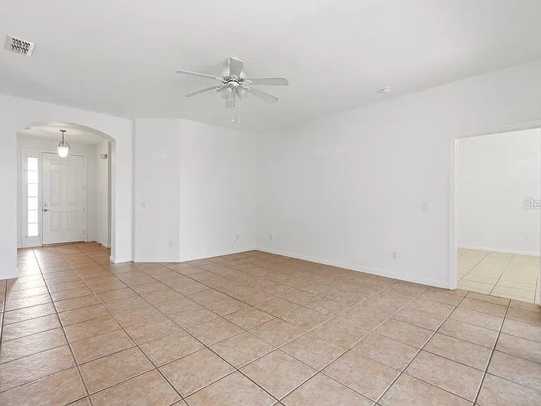 4967 Pall Mall St W — Photo 28