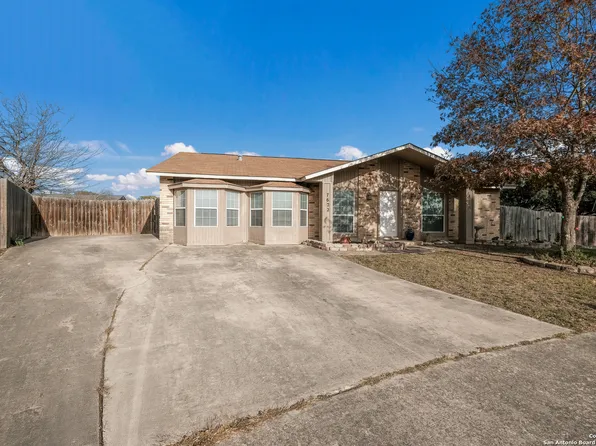 7622 BORDEN OAK ST, Live Oak, TX 78233