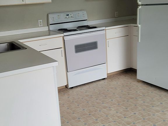 2nd image of 551 Karcio Ct