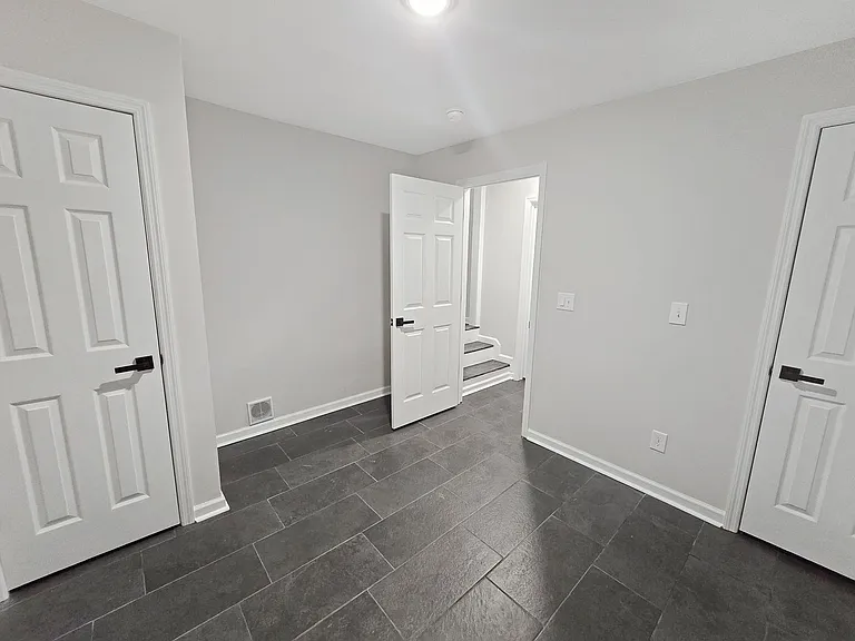 674 Harvest Rd — Photo 13