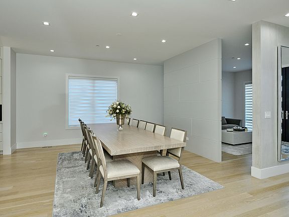 4th image of 6644 N Knox Ave