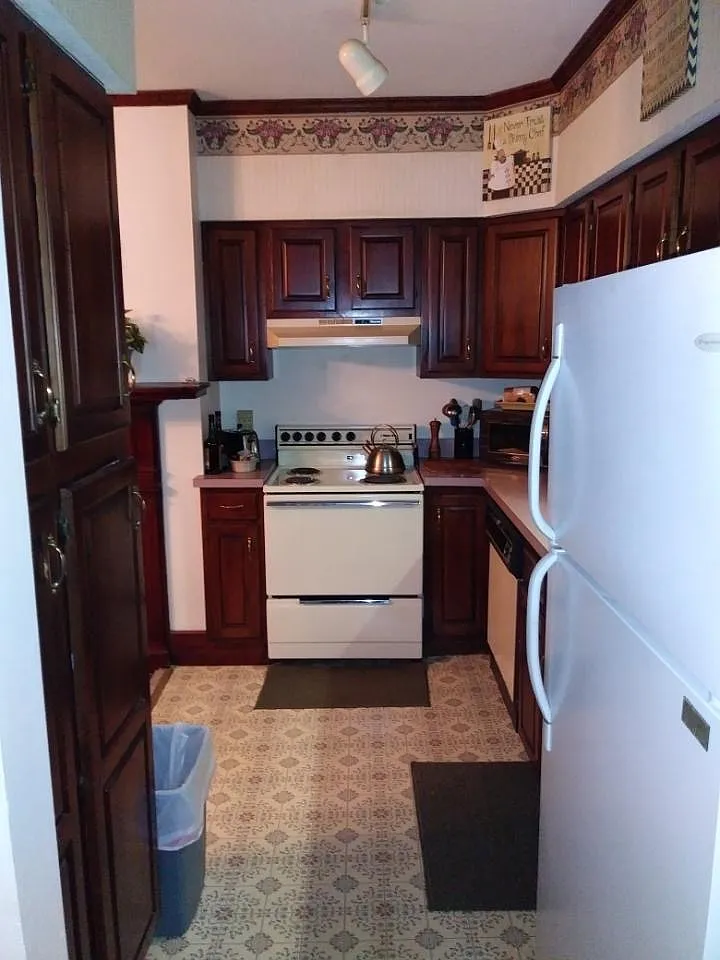 1 bed, $1,125 — Photo 2