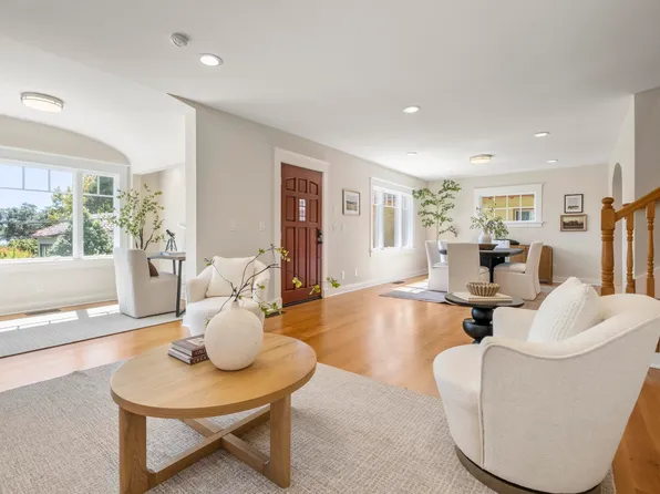 977 Regal Rd, Berkeley, CA 94708