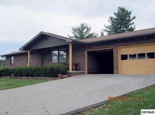 341 Conley Dr, Sevierville, TN 37876