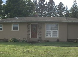 30 Hollywood Dr, Whitesboro, NY 13492