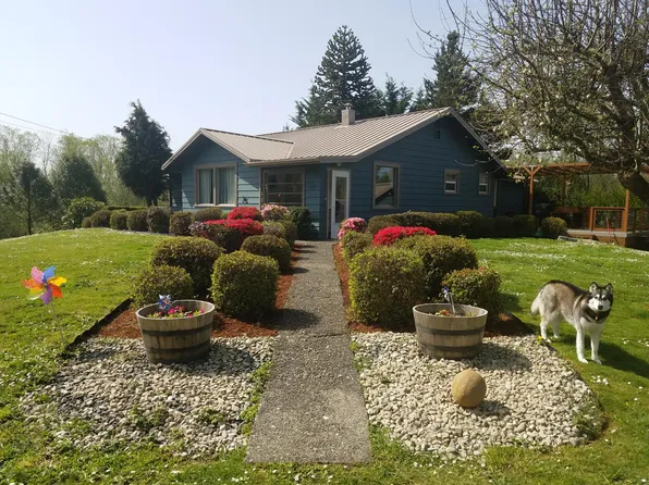 56710 Dillard Dr, Coquille, OR 97423