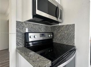 3061 NW 94th St #R, Miami, FL 33147