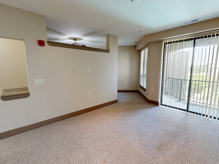 Latitude at Deerfield Crossing — Photo 38