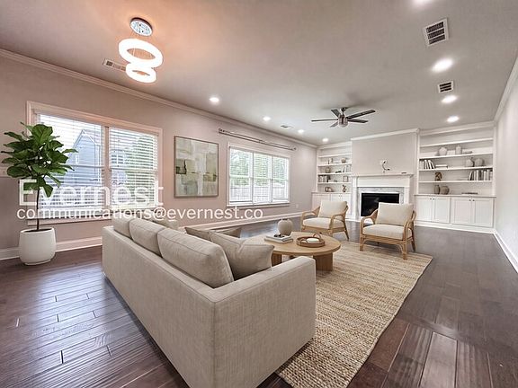 3rd image of 1643 Fairview Dr