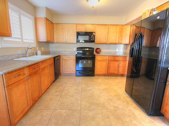 2nd image of 8544 W Columbine Dr