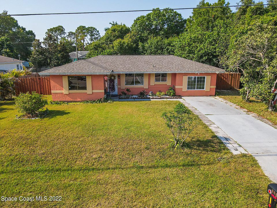 1st image of 998 Waco Blvd SE