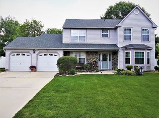 15 Parc Ridge Dr, Mount Holly, NJ 08060