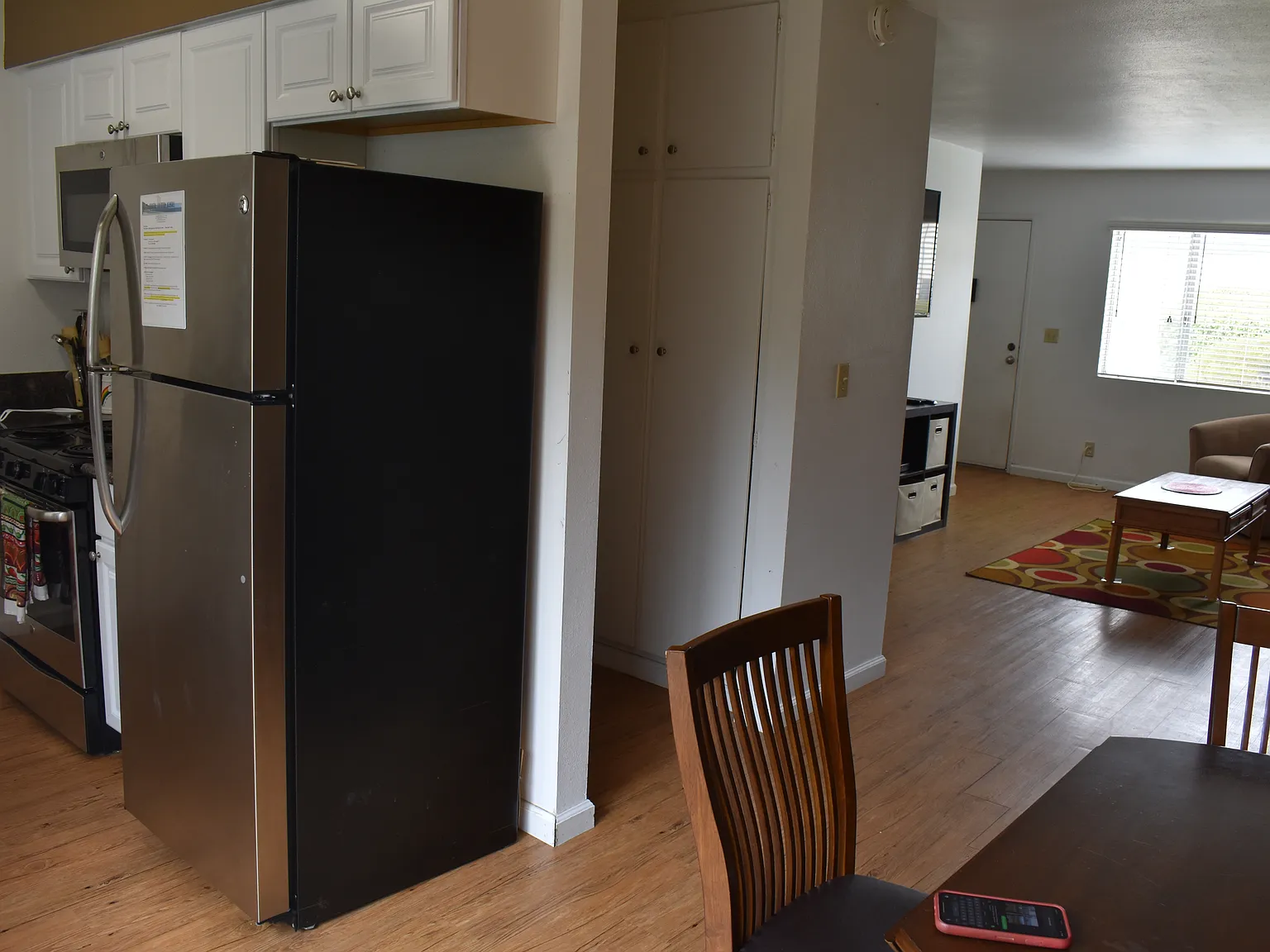 2 bed, 1.5 bath, 1100 sqft, $3,200 — Photo 3