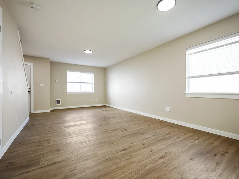 2819-2835 SE 90th Pl — Photo 15