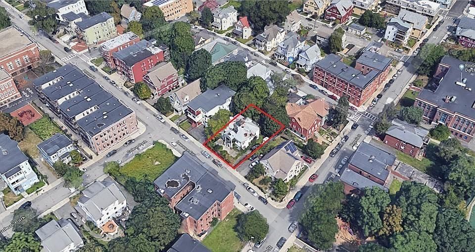 2nd image of 102 Lawrence Ave
