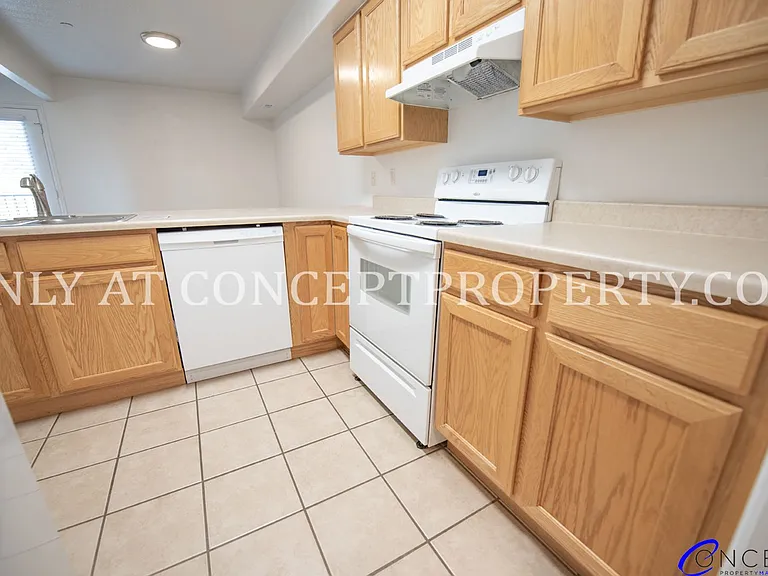 Woodland Cove — Photo 110