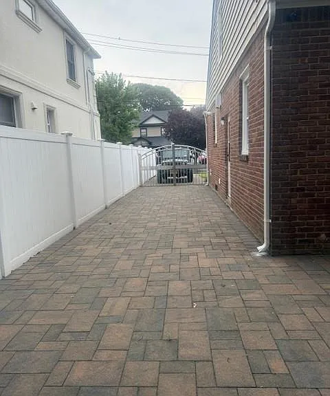 302 Oakford St — Photo 30