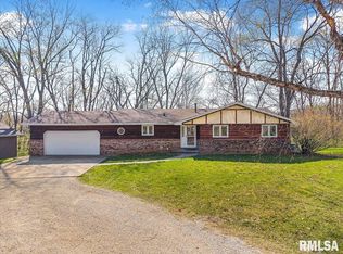 4016 W Middle Rd, Peoria, IL 61605