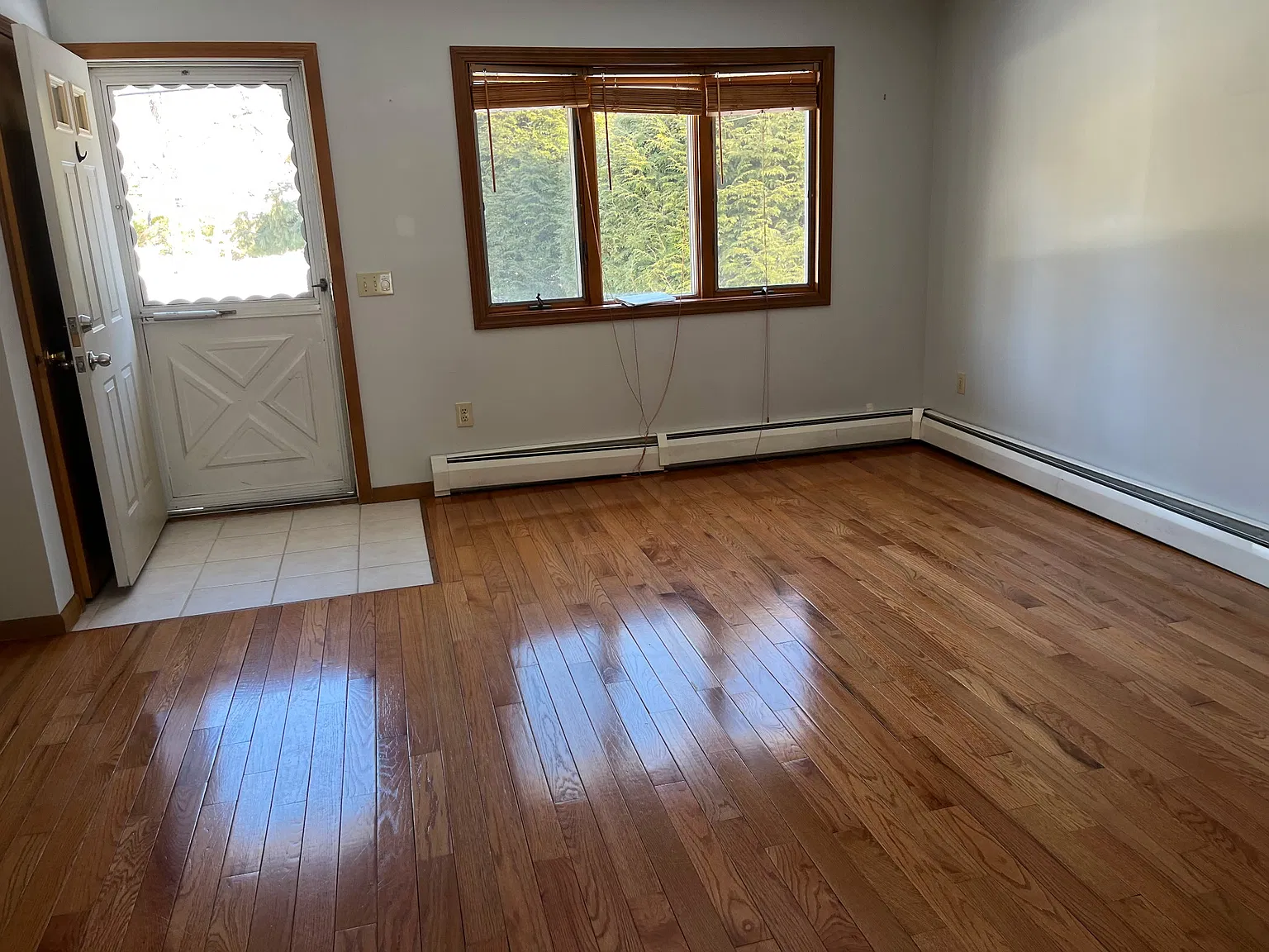 2 bed, 950 sqft, $2,600 — Photo 4