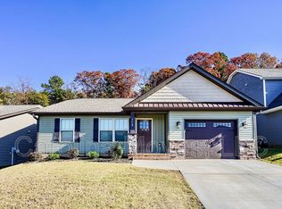 352 Greymark Ln, Boiling Springs, SC 29316