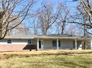 9157 E 400th Rd, Paris, IL 61944