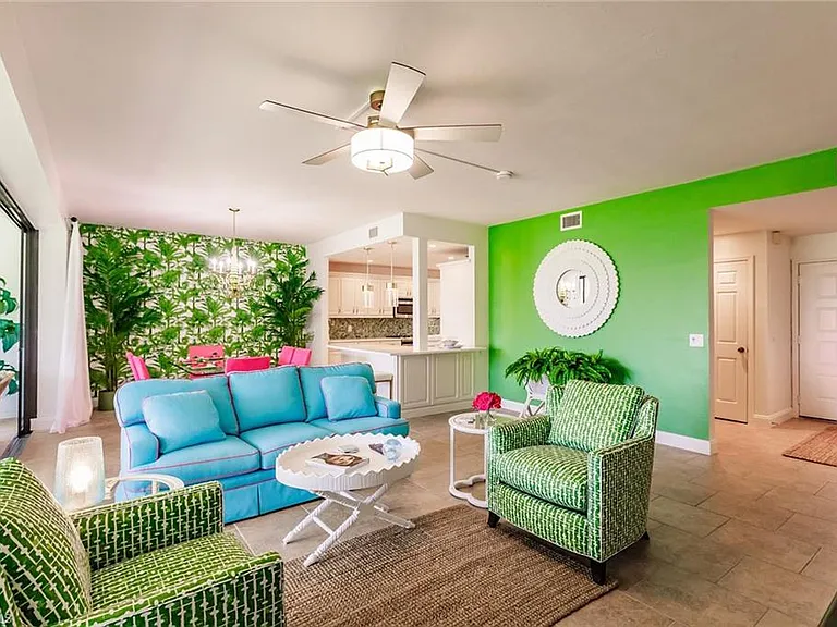 22 Cypress View Dr #B — Photo 5