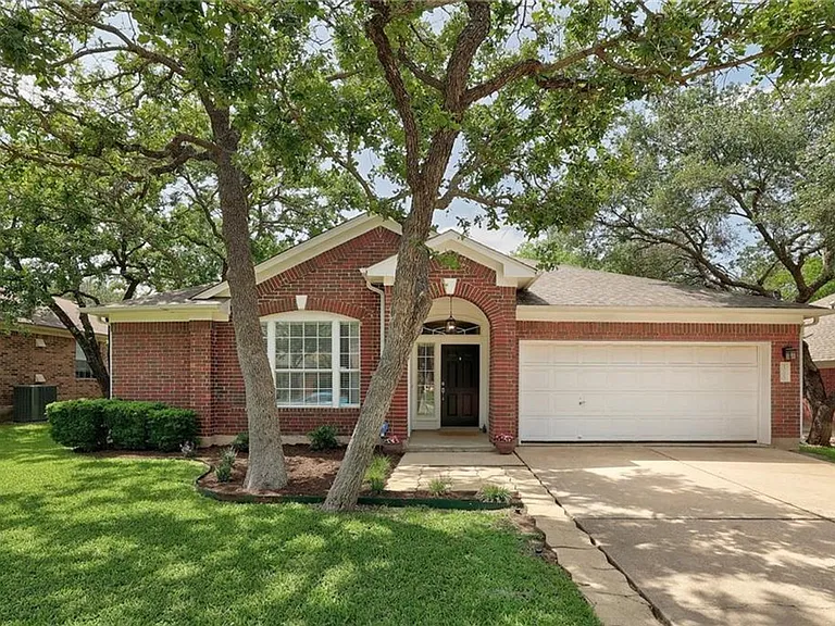 1705 Azalea Dr — Photo 1
