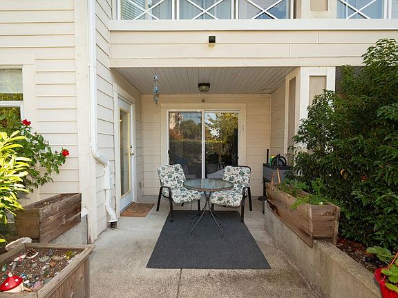 2nd image of 3625 Windcrest Dr #104