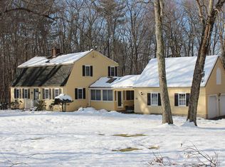 86 Old Milford Rd, Brookline, NH 03033