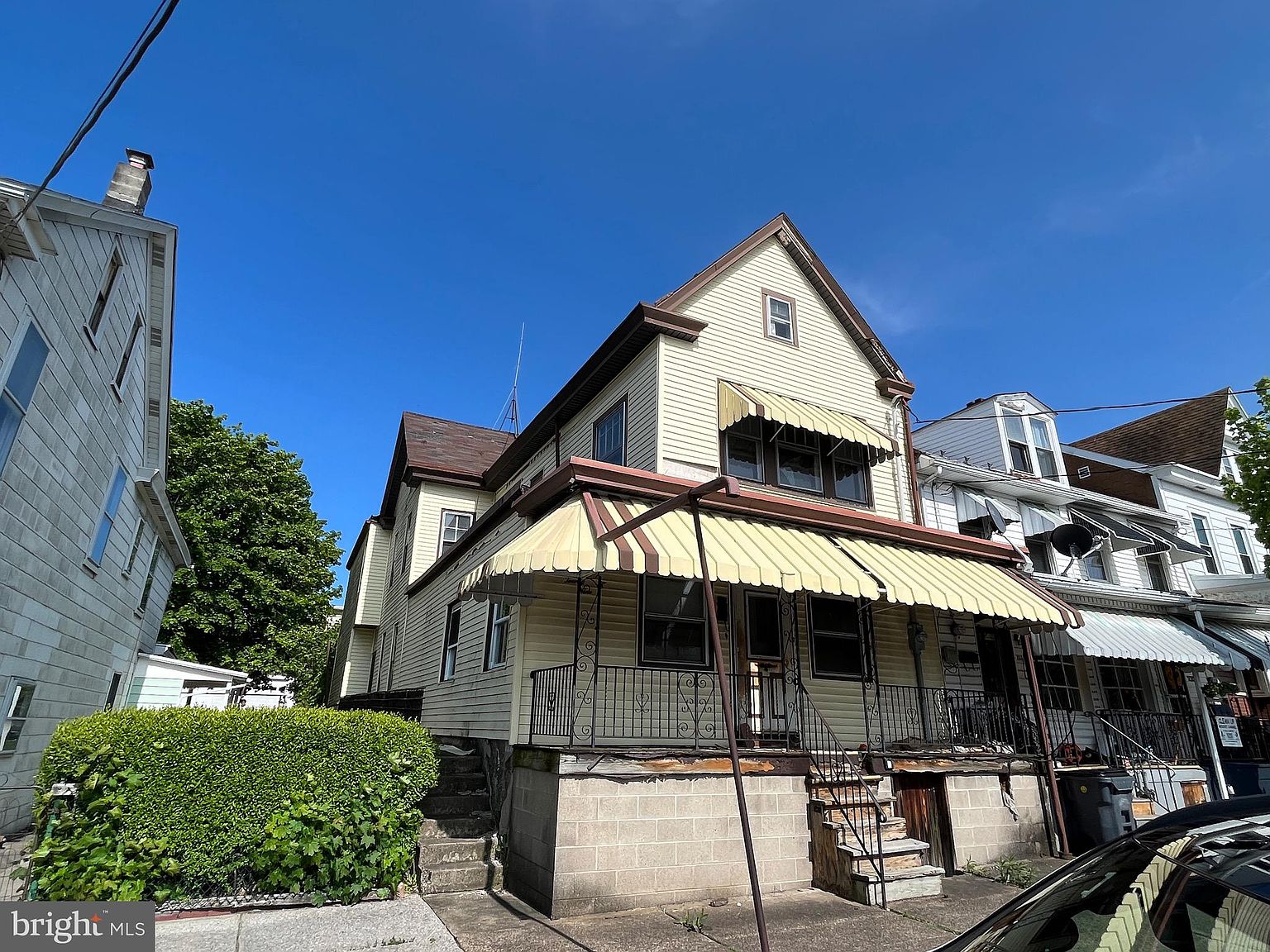 229 S Market St, Mount Carmel, PA 17851 Zillow