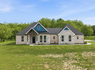 225 Gateway Rd, Ardmore, OK 73401